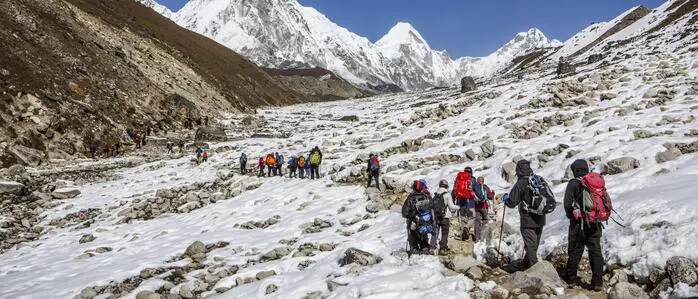 Das Erklimmen des Mount Everest ist für viele zahlungskräftige Touristen ein Traum, den sie sich erfüllen wollen