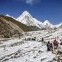 Das Erklimmen des Mount Everest ist für viele zahlungskräftige Touristen ein Traum, den sie sich erfüllen wollen