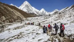 Das Erklimmen des Mount Everest ist für viele zahlungskräftige Touristen ein Traum, den sie sich erfüllen wollen