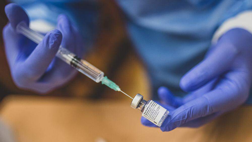 Gegnerin der Covid-Impfung verbreitete Verschwörungstheorien über Krankenhaus in Oberösterreich
