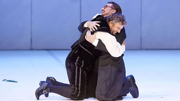 Jonas Kaufmann und Igor Golovatenko als Carlos und Posa