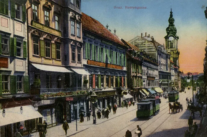 Eine alte Ansicht vom Hauptplatz die Herrengasse hinauf.