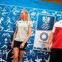 Österreichs Medaillenhoffnungen Ivona Dadic und Lukas Weißhaidinger mit Sportminister Werner Kogler