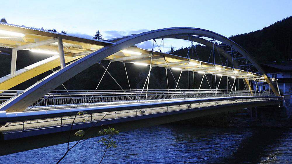 Fußgänger- und Radwegbrücke soll den Namen &quot;Therese-Meyer-Steg&quot; erhalten