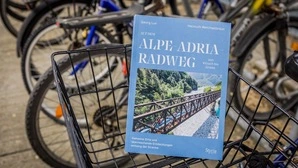 Das Buch ist im Styria-Verlag erschienen
