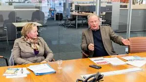 Verhärtete Fronten: Christa Hintermann und Christoph Aste 