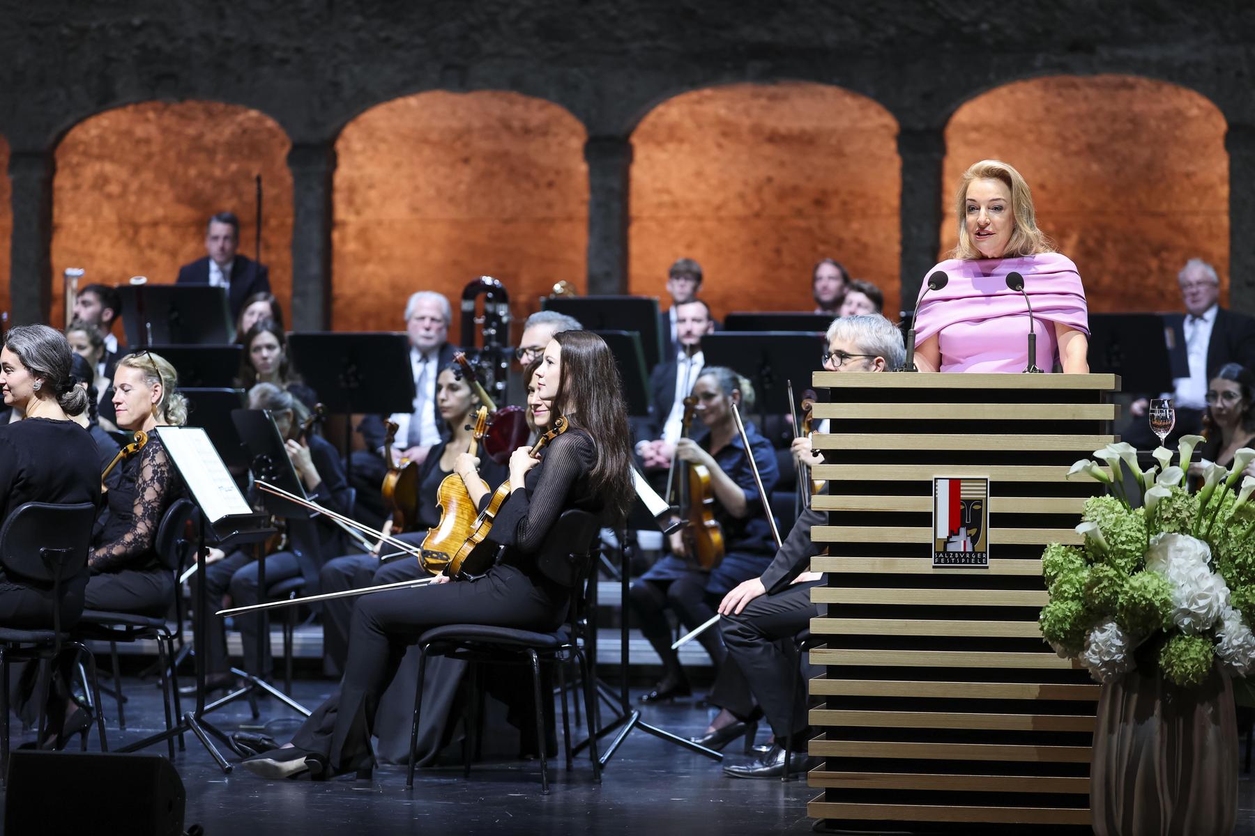 Salzburger Festspiele: Hochpolitischer Auftakt der Festspiele 2025