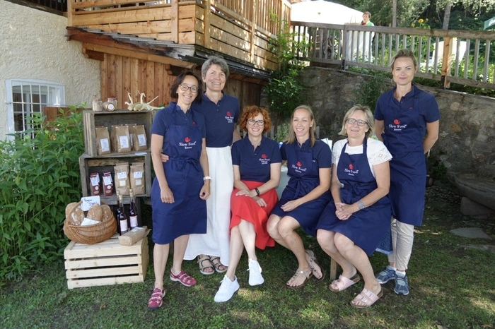 Slow Food wird in Irschen groß geschrieben: Claudia Jester, Marion Hassler, Anette Wuggenig, Martina Hassler, Maria Erlacher und Elfriede Bernhard