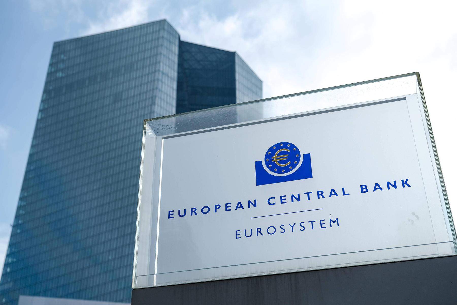 Philip Lane: EZB-Chefvolkswirt signalisiert nun mögliche Zinssenkung bis Ende Juni