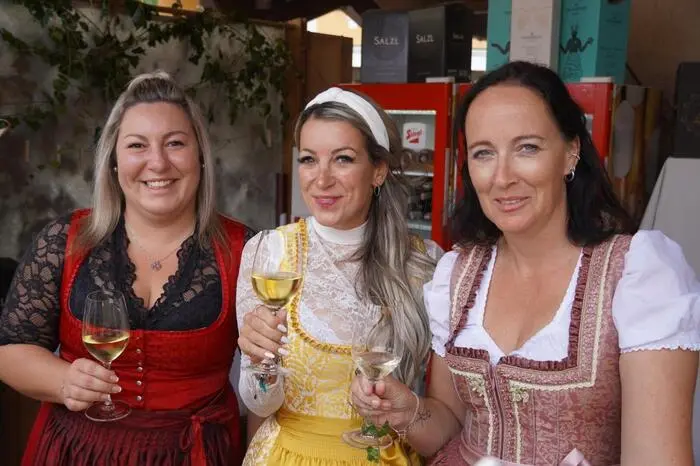 Klicken Sie sich durch die weiteren Fotos!