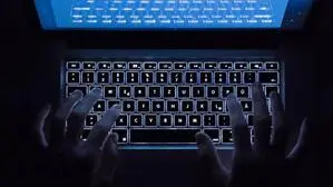 Ein Oststeirer muss sich vor dem Bezirksgericht verantworten. Ihm wird vorgeworfen, 56,6 Gramm Amphetamine im Darknet bestellt zu haben