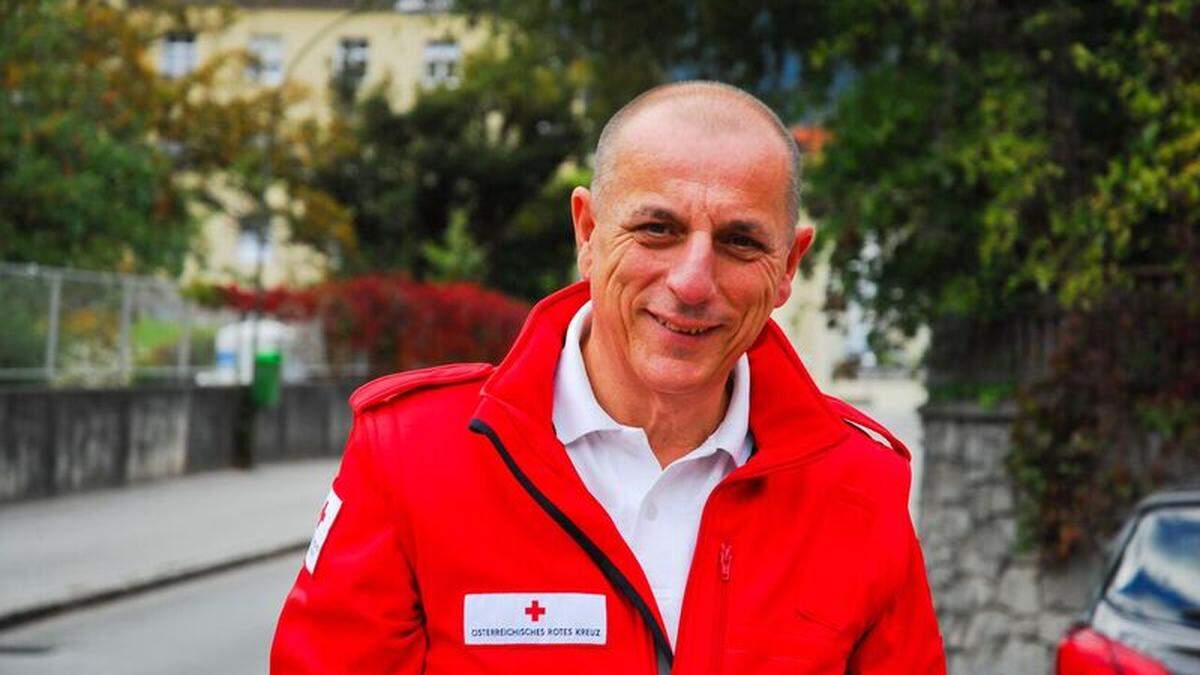 Manfred Buchacher setzt auf den Rückhalt im Rot-Kreuz-Team und der Familie und auf die Auszeit in den Bergen
