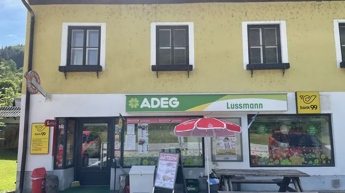 Direkt an der Bundesstraße in Gams bei Hieflau liegt Hermann Lussmanns Geschäft