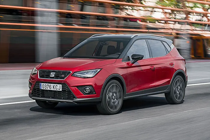Auf den 16. Rang schafft es der Seat Arona mit 2371 Stück und 1,2 Prozent Marktanteil.