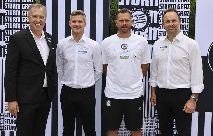 Sturms Sport-Geschäftsführer Michael Parensen und Trainer Jürgen Säumel