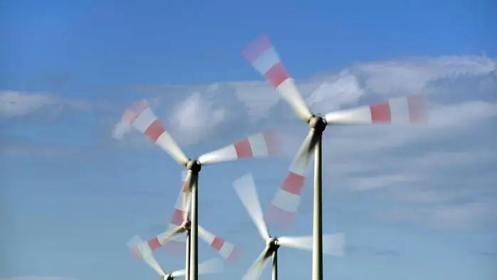 Im Kampf gegen die Klimakatastrophe setzt man auf den Ausbau der erneuerbaren Energien