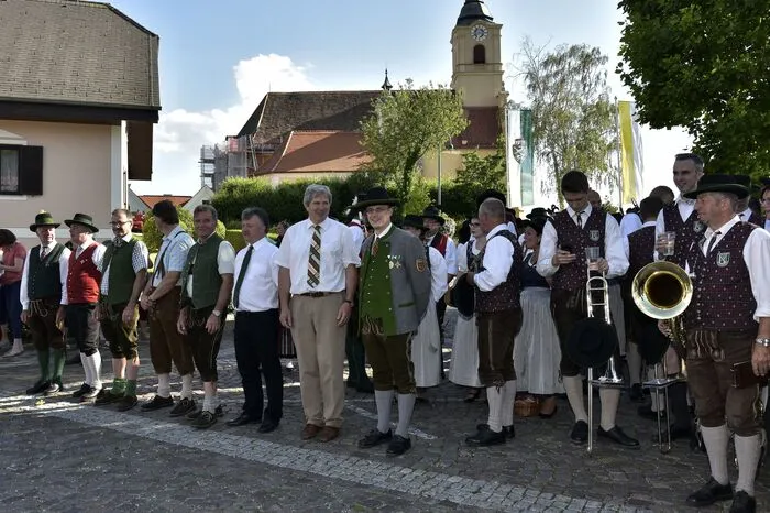 Klicken Sie sich durch die weiteren Bilder!