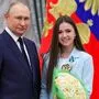 Kamilia Walijewa mit dem russischen Präsidenten Wladimir Putin.