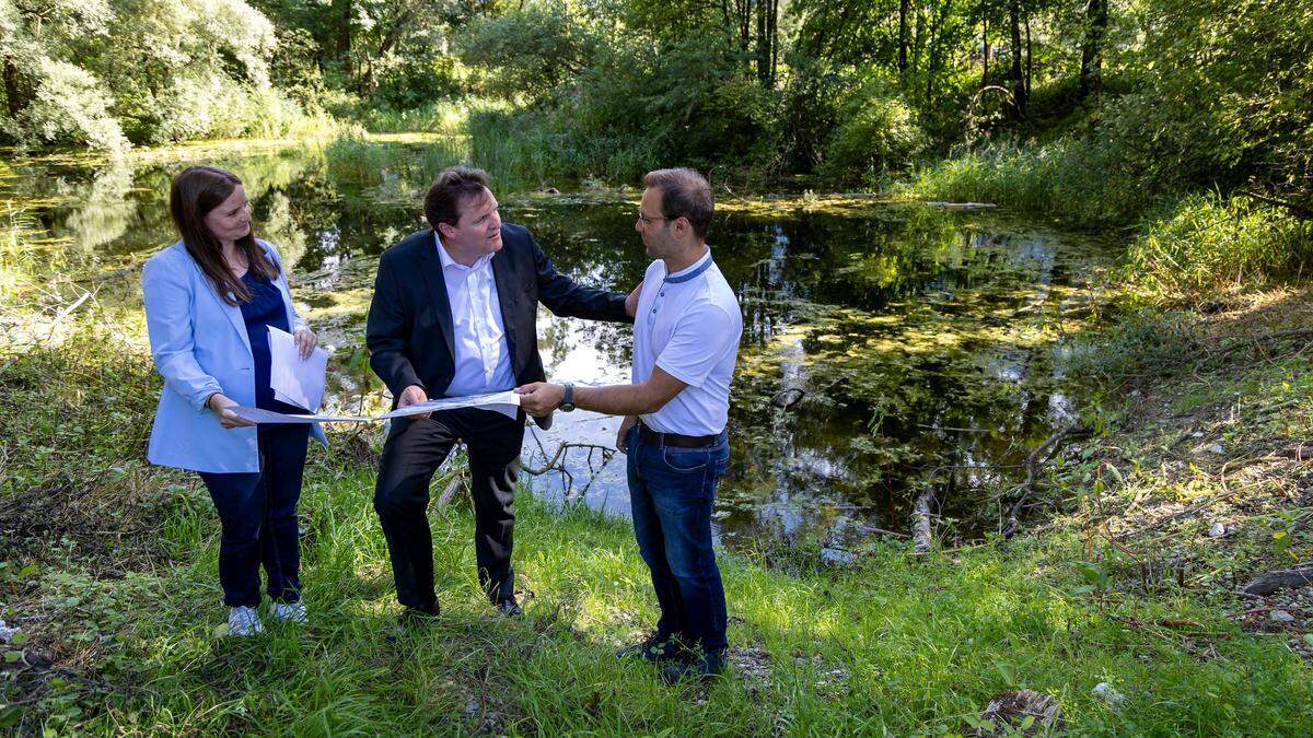 Stefanie Holzer, Landesrat Rene Zumtobel und Gernot Guggenberger