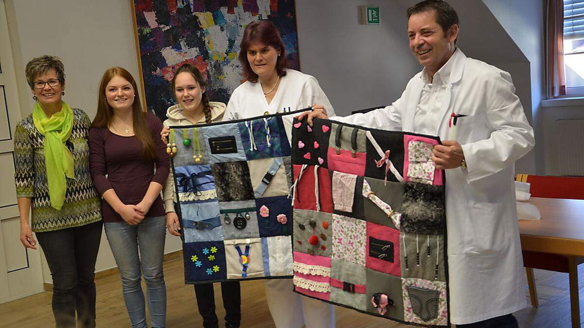 Gertraud Mietschnig, Anna Stadler, Isabella Walder, Annemarie Klaunzer und Robert Hieden