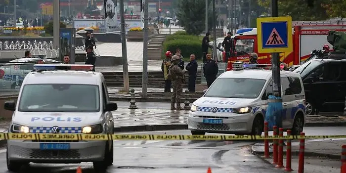 Wenige Stunden nach dem Bombenanschlag in Ankara hat das türkische Militär Luftangriffe im Nordirak geflogen