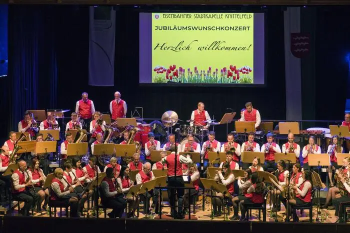  Auch das Jugendblasorchester „Soundhaufn“, die Vokalsolisten Verena Pichlmair und Johannes Schneidler sowie ein Steirischer Harmonikaspieler traten auf