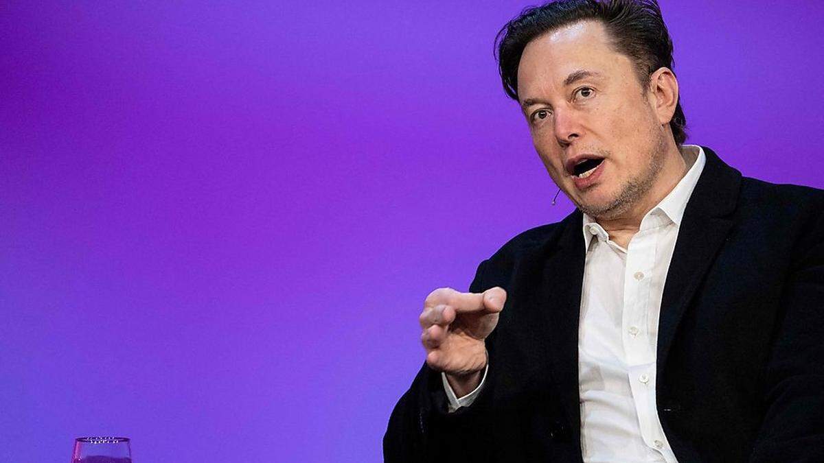 Elon Musk will Twitter übernehmen. Das Management will das wohl nicht