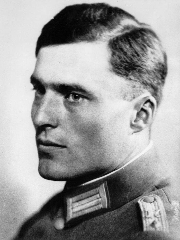 Claus Graf Schenk von Stauffenberg(1907 -1944) wollte die Deutschen von Hitler befreien