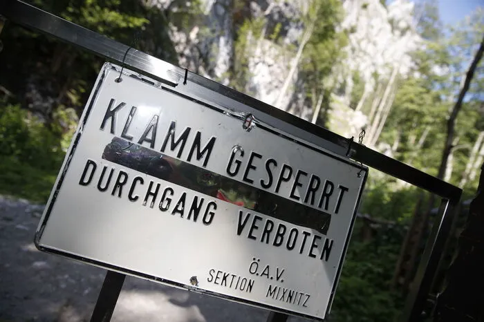 Die beliebte Klamm mit den tosenden Wasserfällen und schroffen Felsen wurde behördlich gesperrt.