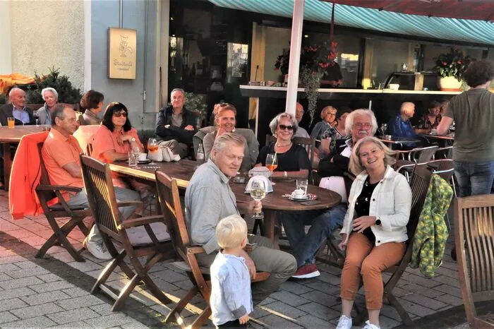 Das Stadtmarketing der Stadtgemeinde Voitsberg mit Evelyne Oswald bedankte sich bei den zahlreichen Besucherinnen und Besuchern sowie beim Team vom Stadtcafé für das Service, und hoffte auf ein Wiedersehen bei einer der nächsten Veranstaltungen.