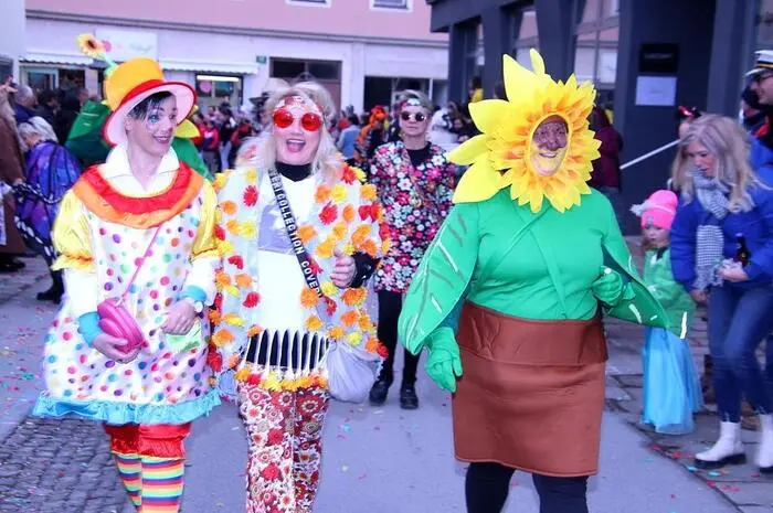 23 Gruppen hatten sich dafür angemeldet und mit viel Ideen, Geschick und Humor ihre Darstellungen gestaltet.