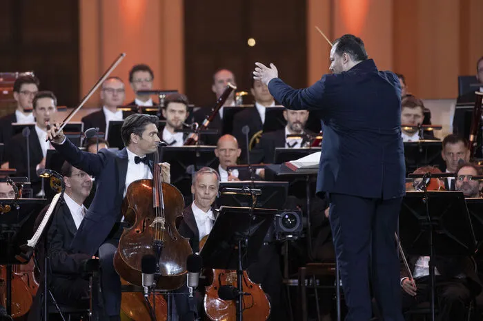 Sein Debüt dabei gab der lettische Dirigent Andris Nelsons