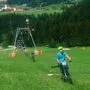 Die Mountainbiker werden in Miesenbach jetzt vom Skilift den Berg hochgezogen - wenn sie das wollen