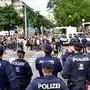 ABD0179_20190606 - WIEN - ÖSTERREICH: Demonstration Bündnis "System Change, not Climate Change!" "Halt der Polizeigewalt!" am Donnerstag, 6. Juni 2019, in Wien. - FOTO: APA/HANS PUNZ