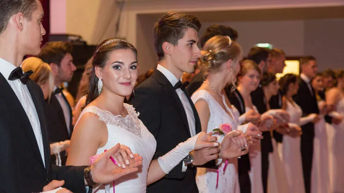 "Old School Prom - Unser goldener Abschluss", unter diesem Motto feierten die Maturanten der HLW Leoben am Samatagabend (5. November 2016) ihren Maturaball in den Kammersälen Leoben.