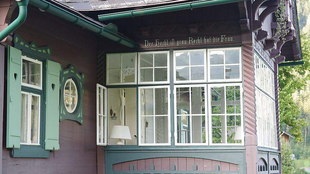Die Veranda einer Villa in Mürzsteg 
