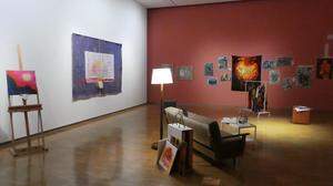 Die Kunstwerke für &quot;Das Atelier&quot; entstanden in einer Kooperation zwischen Kunsttherapeutinnen des LKH Graz II und der Neuen Galerie
