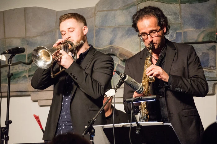 Werner Reiter (links) brachte seine Band Adana ins Borg, Gast war Dominic Pessl.