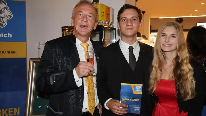 In Riegersburg wurde im Gasthof Wippel die Gründung des Leo Clubs Thermen- und Vulkanland gefeiert