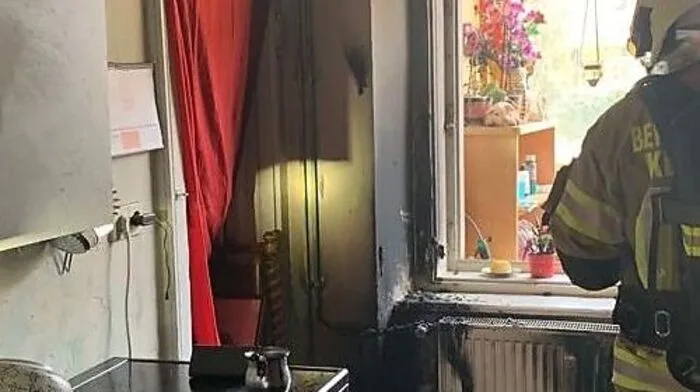 Die Berufsfeuerwehr konnte den Brand rasch löschen