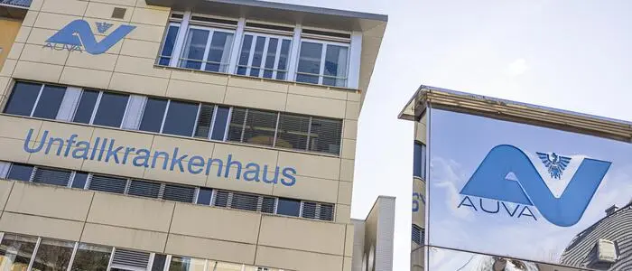 Der Schwerverletzte wurde ins UKH gebracht