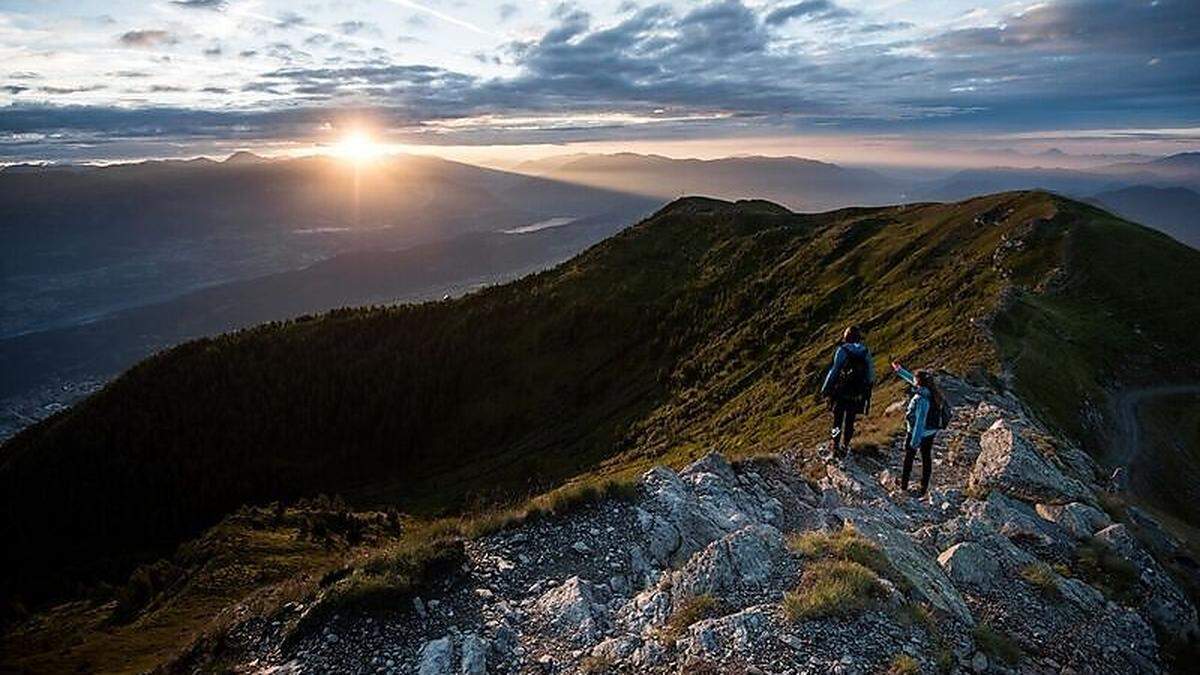 Ein besonderes Erlebnis: Der Sonnenaufgang auf dem Gipfel des Goldecks