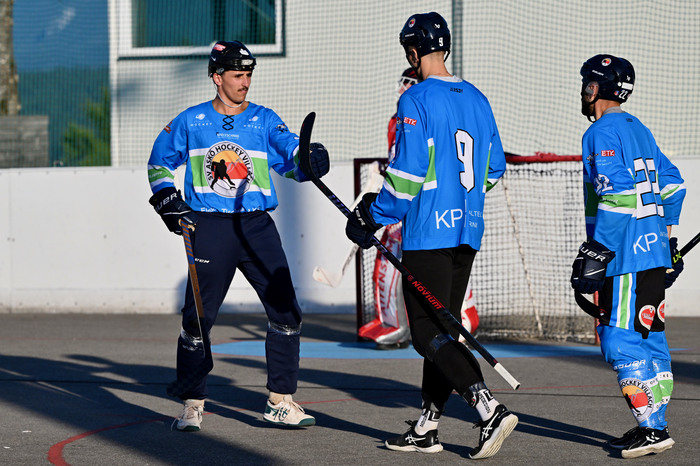 Jubel ASKÖ Villach, #3 Fertschai Mathias, #9 Wieltschnig Paolo, #22 Friedrich Lukas, ASKÖ Ballhockey Villach vs. HSC Eagles Poggersdorf, ASKÖ Ballhockey Villach vs. HSC Eagles Poggersdorf am 05.07.2024 in Villach (Alpen Arena ), Austria, (Photo by Bernd Stefan)