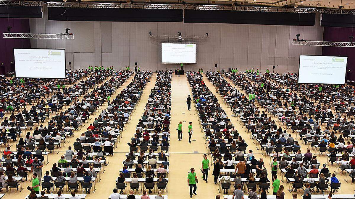 Aufnahmetest für die MedUni Graz füllt die Stadthalle