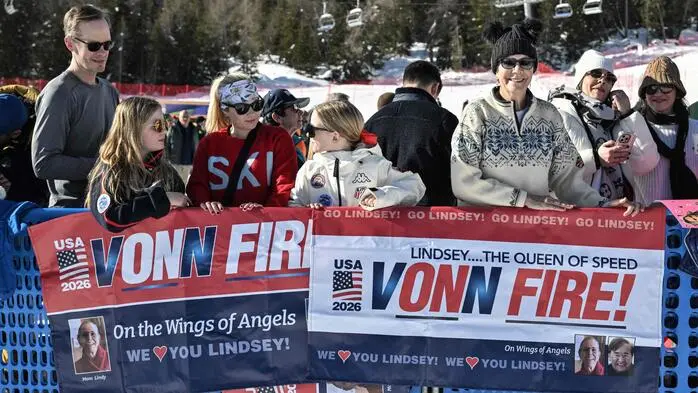 Zahlreiche Fans warteten auf die letzte Abfahrt von Lindsey Vonn