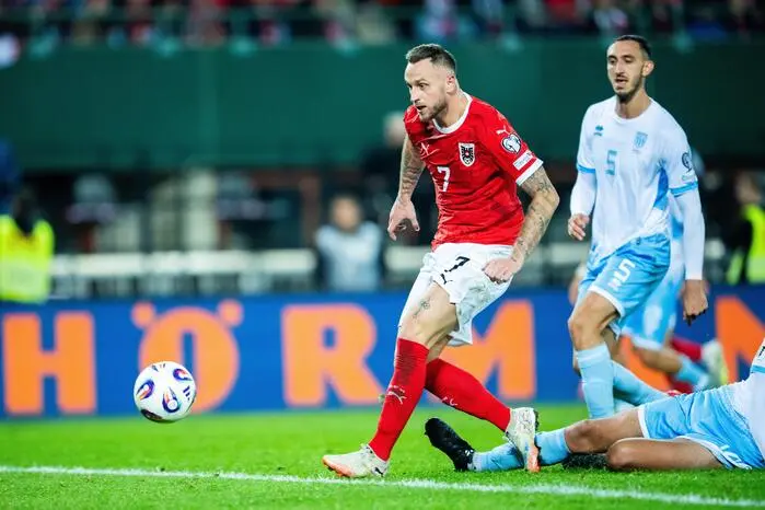 In der 84. Minute war es soweit: Er erzielte das 10:0 beim Rekordsieg und seinen 45. Länderspieltreffer