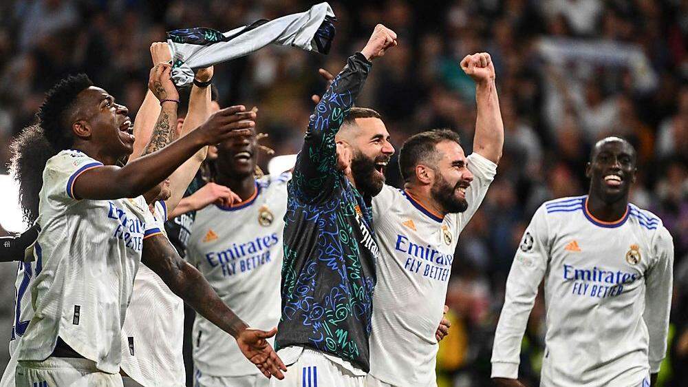 Die Spieler von Real Madrid jubeln über den Finaleinzug