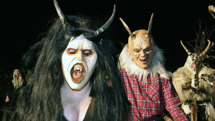 Die Krampusse und Besucher verhielten sich bei allem Spaß und Trubel diszipliniert, somit ein gelungenes Comeback des Geistthaler Krampustreibens.