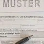 Im grauen Feld auf der Rückseite des Wahlkarten-Kuverts darf die Unterschrift nicht fehlen
