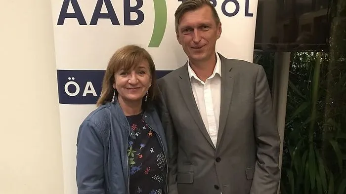 Landesrätin Beate Palfrader und Stefan Schrott